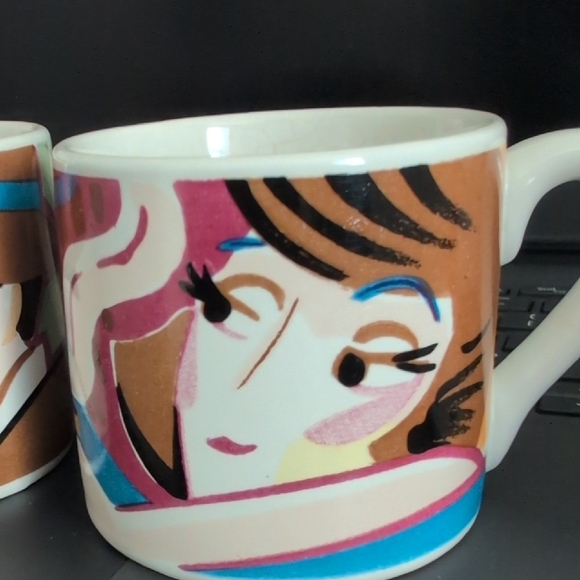 Colorful Abstract Face Mugs Set - Picture 4 of 11